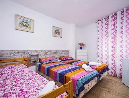 Guest house Lana