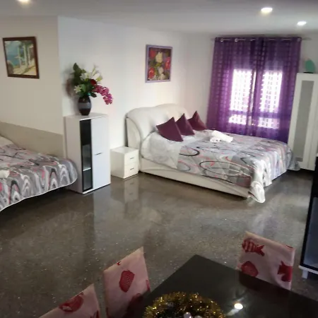 Lana بيت ضيافة